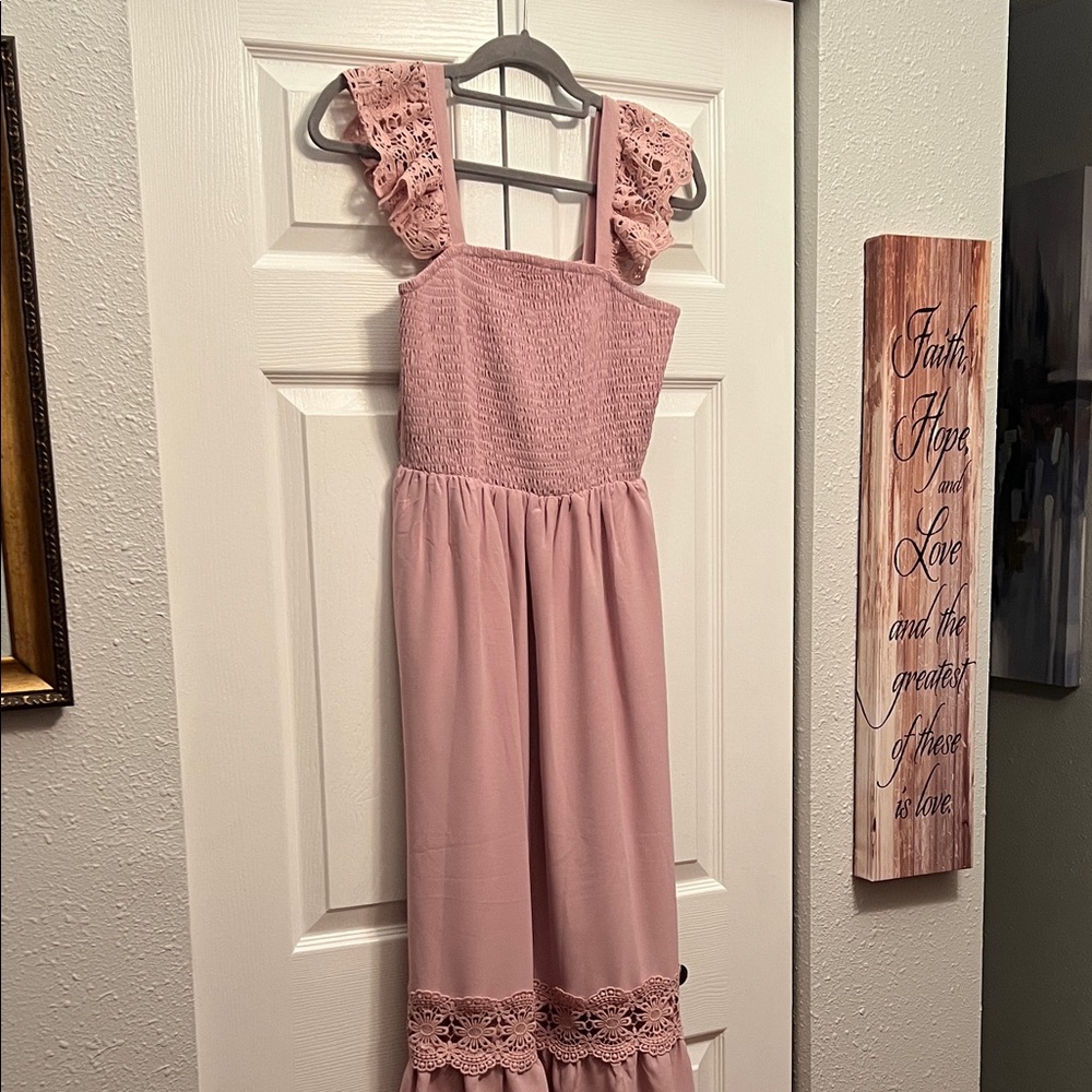 Women’s maxi dress. Small
